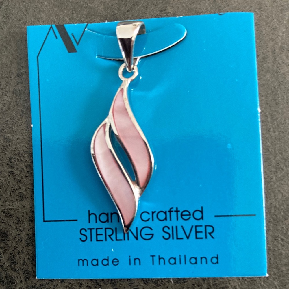 Sterling silver pendant NWT